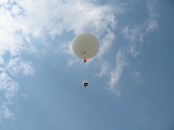 Ozonesonde launch at UAH